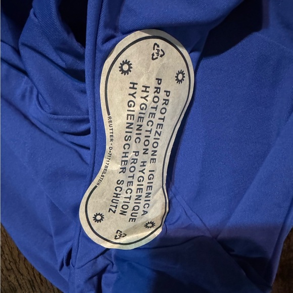 Becca by Rebecca Virtue Delilah Clare Plunge One Piece Swimsuit Size Small NWOT - Picture 8 of 9